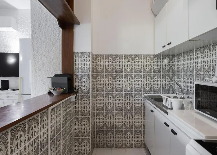 Sun & Sea Flat In - Cozy Close To The Beach, By Hopstays Apartamento Quarteira