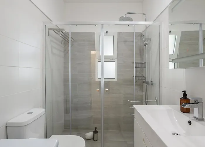 Sun & Sea Flat In - Cozy Close To The Beach, By Hopstays Apartamento Quarteira