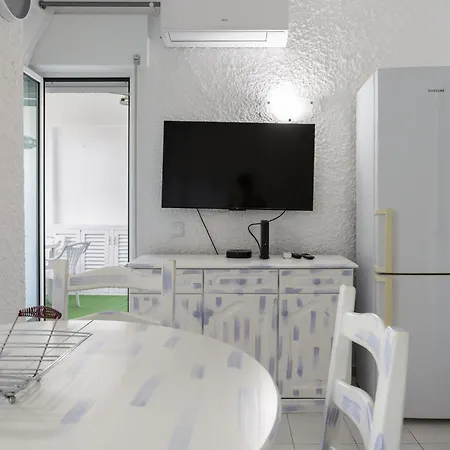 Sun & Sea Flat In - Cozy Close To The Beach, By Hopstays Quarteira